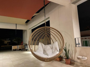 Claudia's Sunny Rooftop Studio Giovinazzo